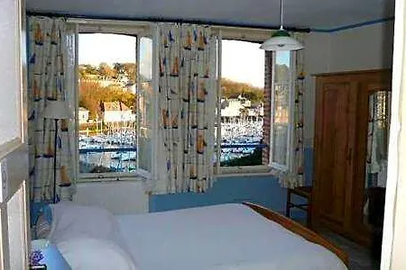 Hotel Henri Iv 3*
